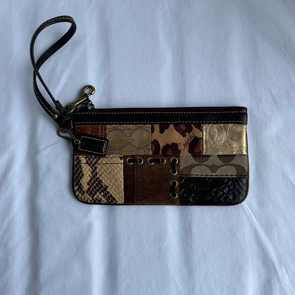 Early 2000’s Vintage Coach Legacy Patchwork Wristlet